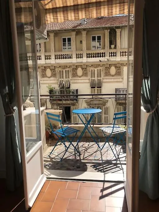 2 Pieces Rue Dal Pozzo Daire Nice